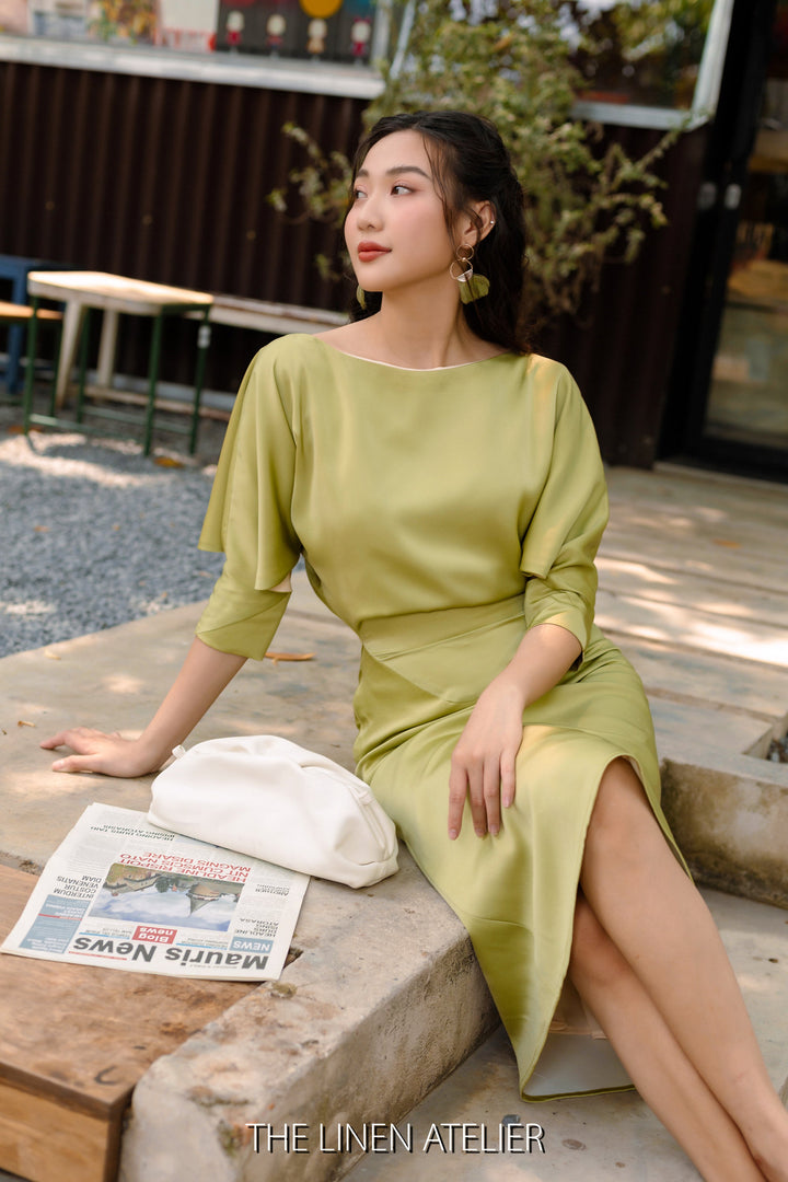 JOYCE Batwing And Cut-out Sleeves Pencil Dress Look Want Wear Love JOYCE Batwing And Cut-out Sleeves Pencil Dress Look Want Wear Love