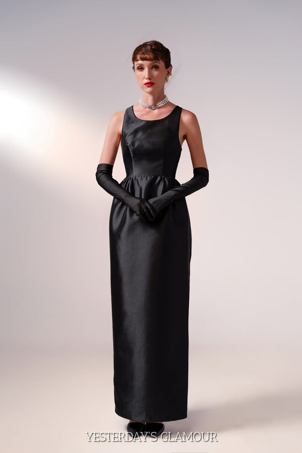 Sleeveless Black Evening Gown